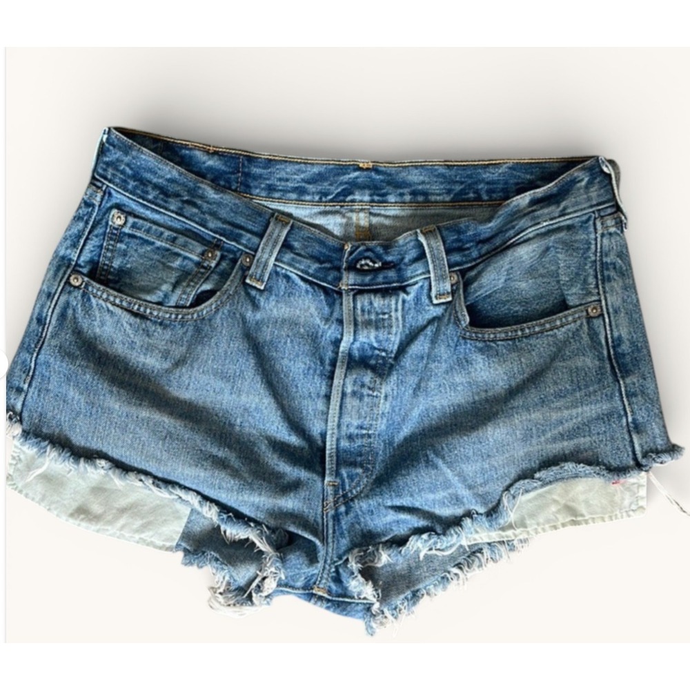 Levi's 501 Cutoff Shorts Women's 33 High Rise Button Fly Denim Jean Raw Hem